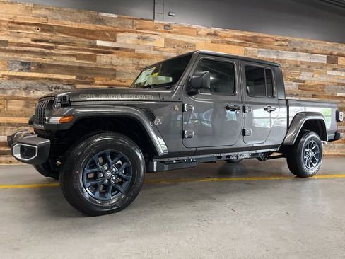 New 2026 Jeep Gladiator Mojave AWD/4WD image 15