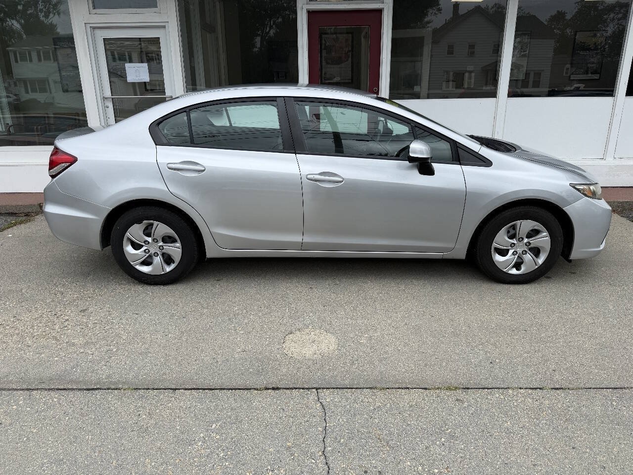 Used 2013 Honda Civic LX image 2