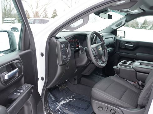 Certified 2023 Chevrolet Silverado 1500 Custom image 15