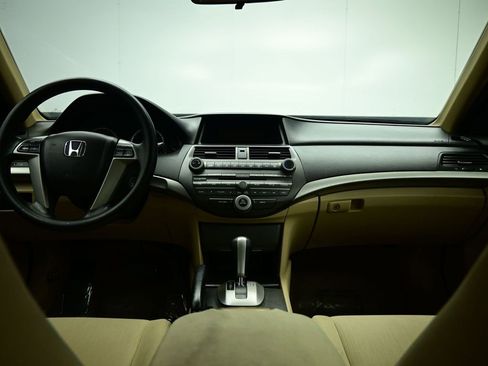 Used 2012 Honda Accord LX image 6