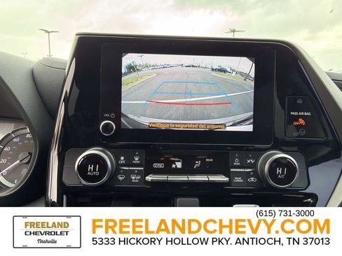 Used 2023 Toyota Highlander L image 40