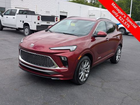 Used 2024 Buick Encore GX Avenir w/ Avenir Convenience Package FWD image 3