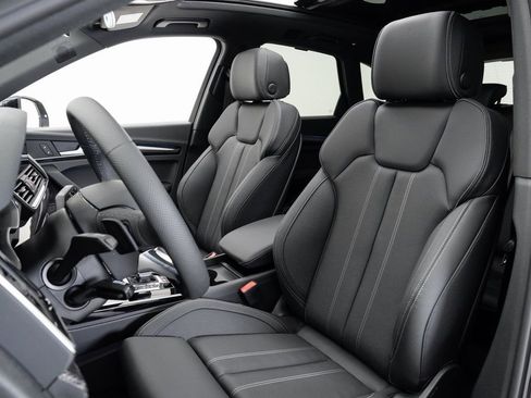 Certified 2025 Audi SQ5 Premium Plus w/ Premium Plus Package AWD/4WD image 5