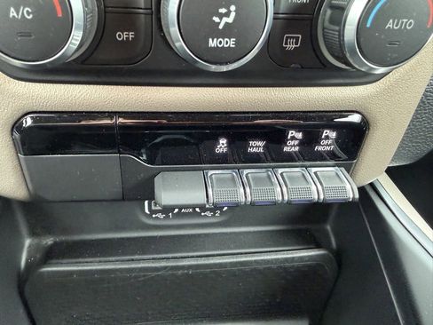 Used 2022 RAM 1500 Laramie image 25