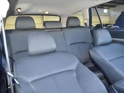 Used 2010 Subaru Outback 2.5i Premium w/ Protection Package 1A image 42