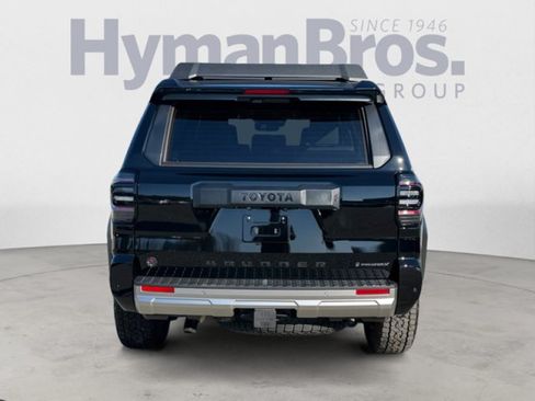 Used 2025 Toyota 4Runner Trailhunter AWD/4WD image 4