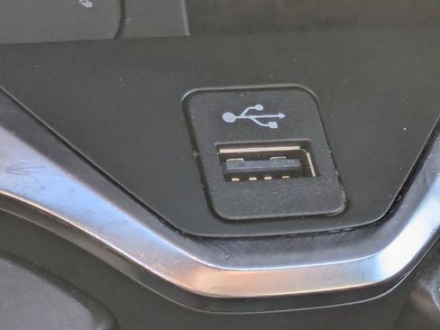 Used 2023 BMW X7 xDrive40i w/ M Sport Package image 11