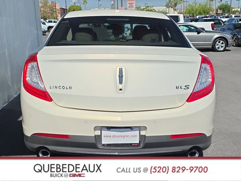 Used 2013 Lincoln MKS FWD image 6