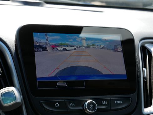 Used 2023 Chevrolet Malibu LT FWD image 27