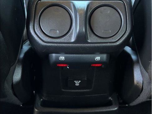 Used 2021 Jeep Wrangler Unlimited Rubicon AWD/4WD image 10