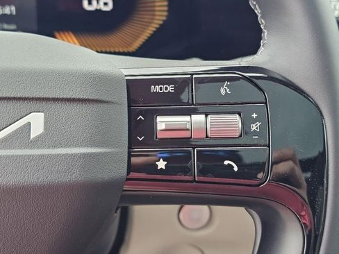 New 2026 Kia Sorento S FWD image 23