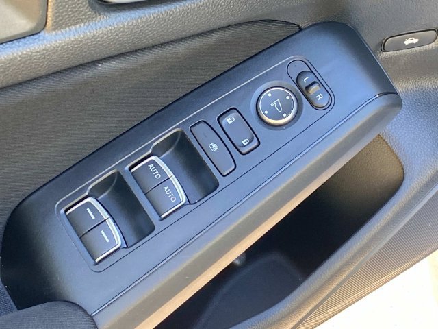 Used 2022 Honda Civic Sport image 12