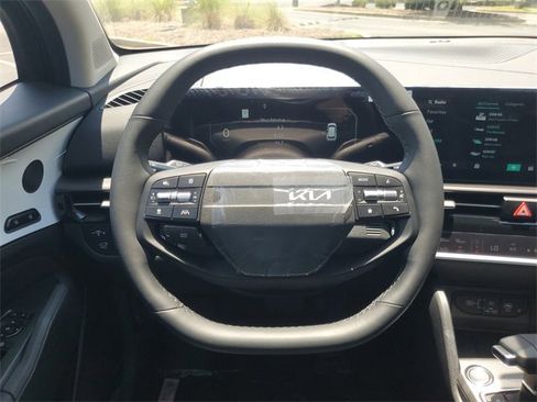 New 2026 Kia Sportage SX image 10