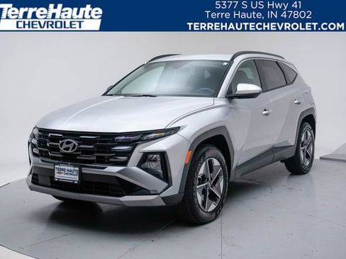 Used 2025 Hyundai Tucson SEL AWD/4WD image 1