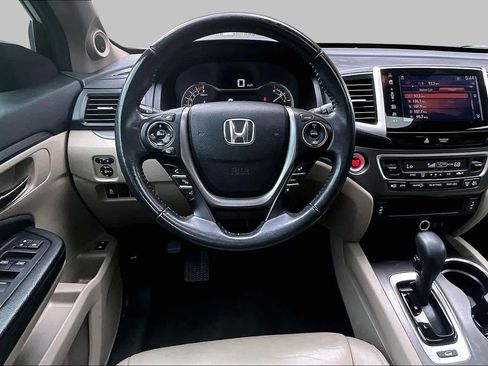 Used 2017 Honda Pilot EX-L image 6