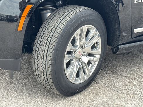 New 2026 GMC Yukon Denali w/ Sun & Power Step Package image 25