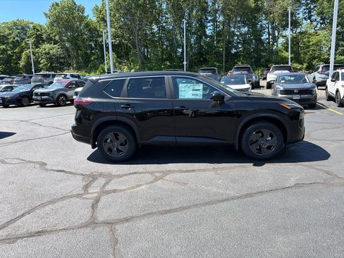 New 2026 Nissan Rogue SV w/ Cold Weather Package AWD/4WD image 7
