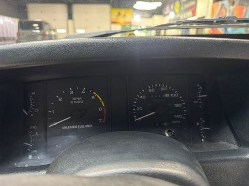 Used 1992 Ford Mustang LX RWD image 14