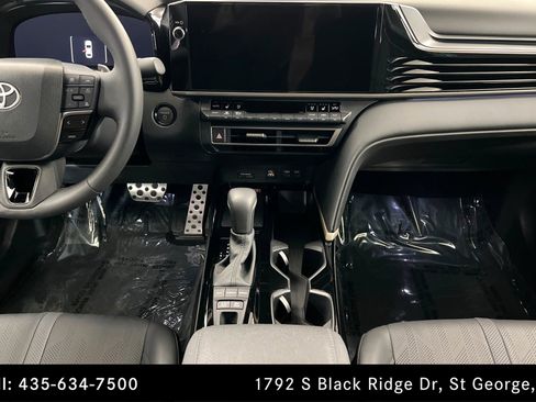 Used 2025 Toyota Camry XSE w/ Premium Package image 13