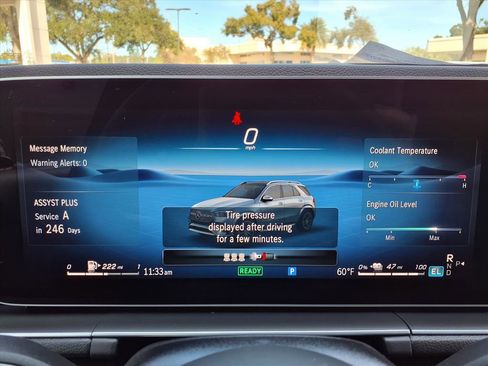 Used 2025 Mercedes-Benz GLE 450e 4MATIC image 28