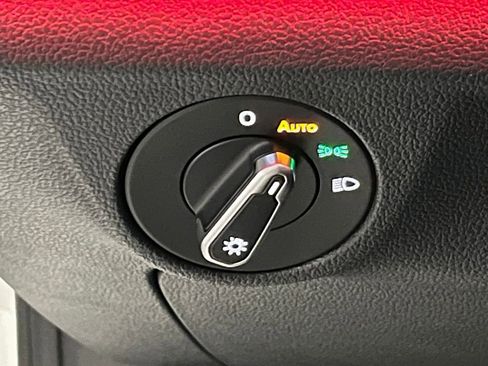 New 2026 Volkswagen Jetta SEL image 17