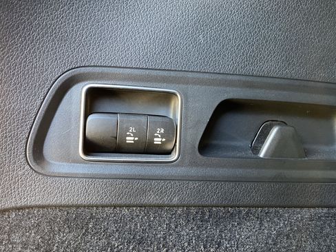 Used 2024 Mercedes-Benz GLS 450 450 w/ AMG Line Exterior image 55