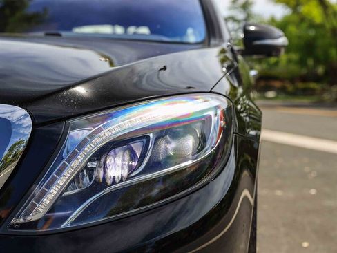 Used 2016 Mercedes-Benz S 550 4MATIC Sedan image 11