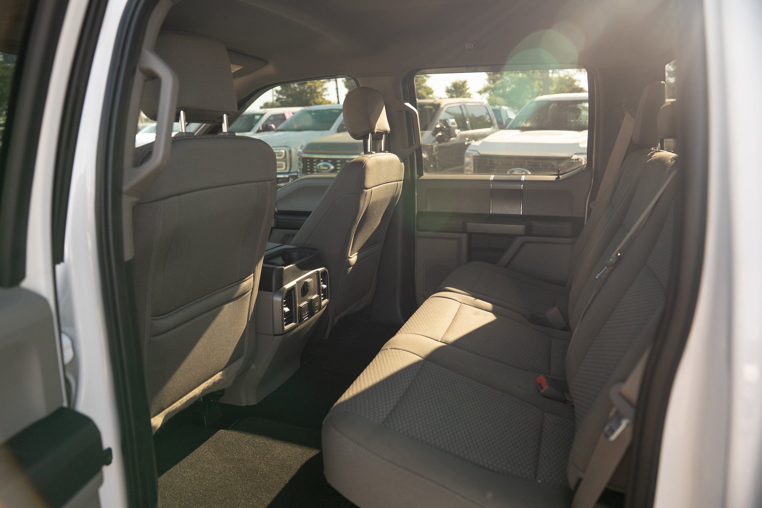 Used 2019 Ford F150 XLT w/ Equipment Group 302A Luxury AWD/4WD image 12
