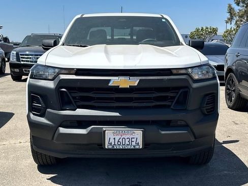 Used 2025 Chevrolet Colorado W/T w/ Advanced Trailering Package RWD image 3