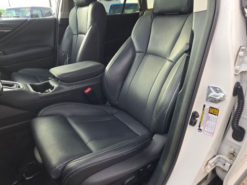 Certified 2023 Subaru Outback Limited image 23