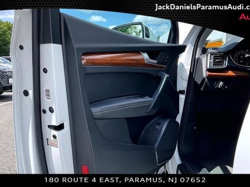 Used 2022 Audi Q5 2.0T Premium Plus w/ Premium Plus Package AWD/4WD image 15