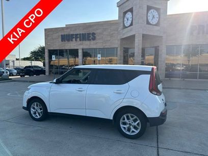 Certified 2022 Kia Soul LX w/ Technology Package