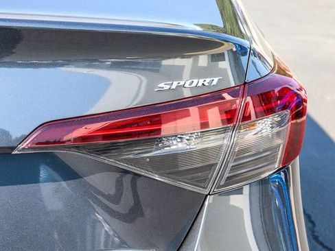 Used 2025 Honda Civic Sport image 10