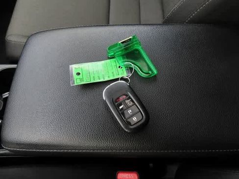 Used 2023 Honda CR-V EX image 25