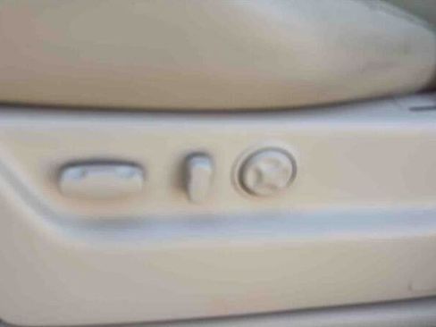 Used 2007 Cadillac Escalade EXT w/ Information Package AWD/4WD image 19