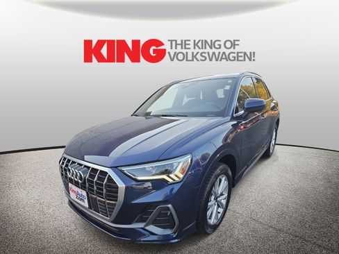 Used 2025 Audi Q3 2.0T Premium image 3