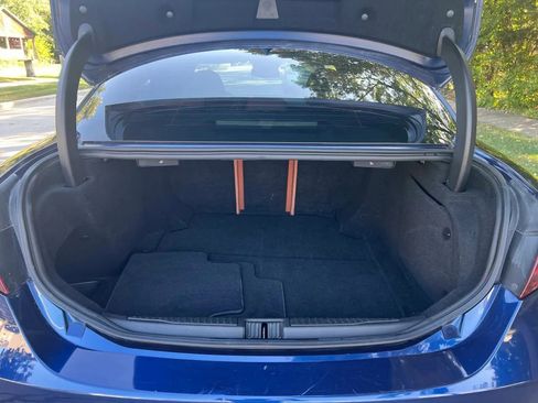 Used 2018 Alfa Romeo Giulia image 9