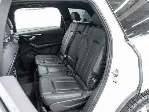Used 2023 Audi Q7 2.0T Premium w/ Convenience Package AWD/4WD image 16