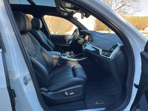 Used 2023 BMW X5 xDrive40i image 24