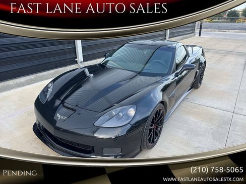 Used 2012 Chevrolet Corvette Z06 w/ 3LZ Preferred Equipment Group RWD image 1