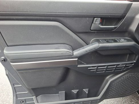 Certified 2025 Toyota 4Runner SR5 image 13