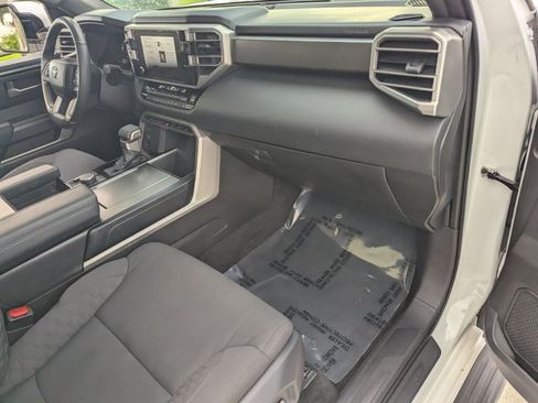 Certified 2025 Toyota Sequoia SR5 AWD/4WD image 22