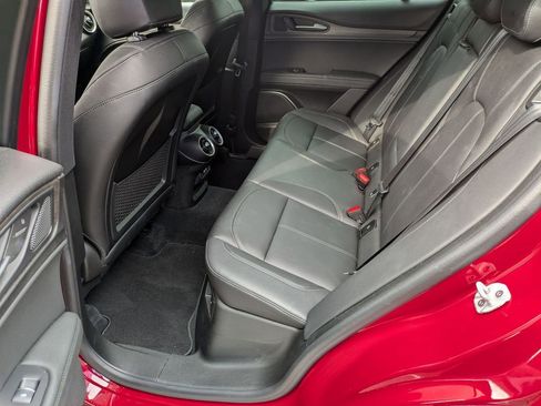 Used 2022 Alfa Romeo Stelvio Ti image 22