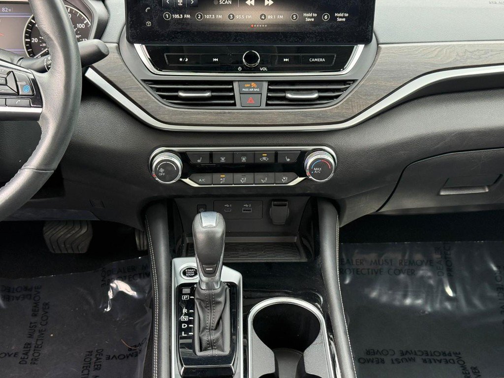 Used 2023 Nissan Altima 2.5 SV w/ SV Premium Package FWD image 17
