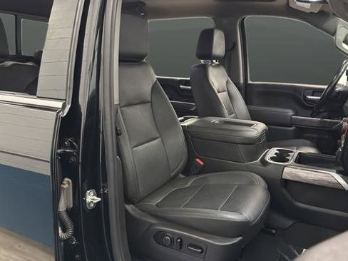 Used 2021 Chevrolet Silverado 2500 LTZ w/ Z71 Chrome Sport Edition AWD/4WD image 23