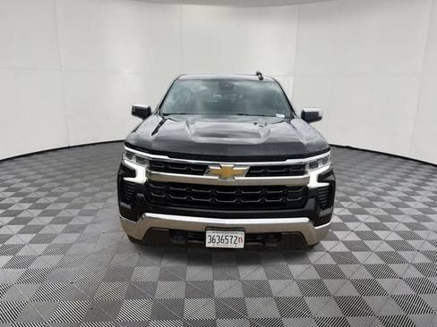 Used 2023 Chevrolet Silverado 1500 LT AWD/4WD image 14