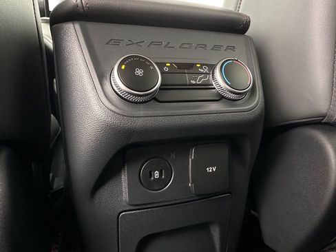 New 2026 Ford Explorer Active w/ Active Comfort Package image 59