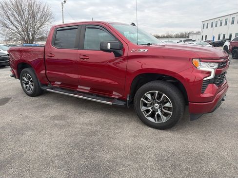 Used 2022 Chevrolet Silverado 1500 RST image 3