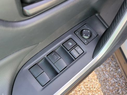 Used 2023 Toyota RAV4 LE FWD image 12