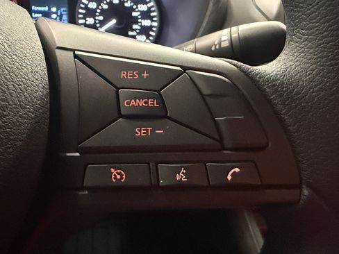 Used 2025 Nissan Sentra S FWD image 33